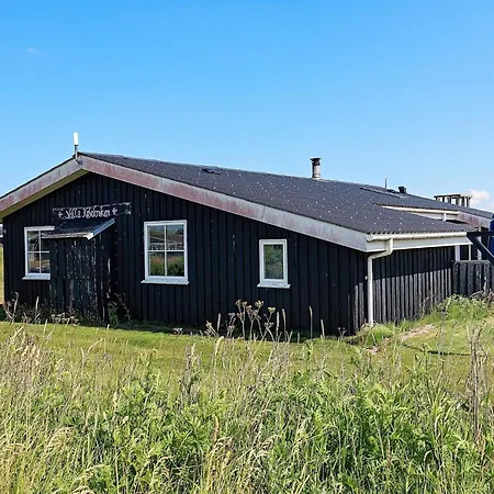6 Person In Lokken-by Traum